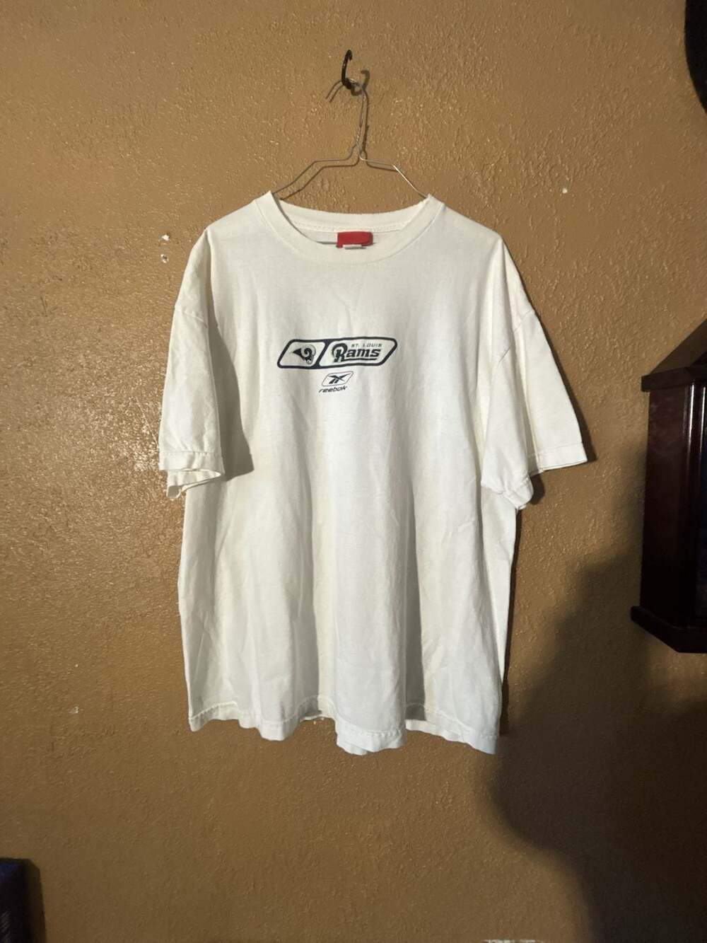 Vintage Reebok St. Louis Rams Graphic Print T-Shirt